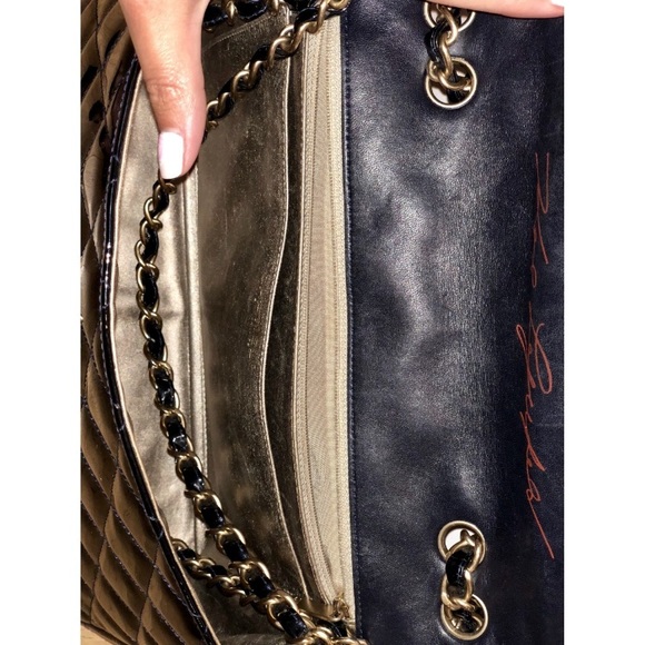 LIMITED EDITION- Chanel Mobile Art bag - Picture 3 of 4